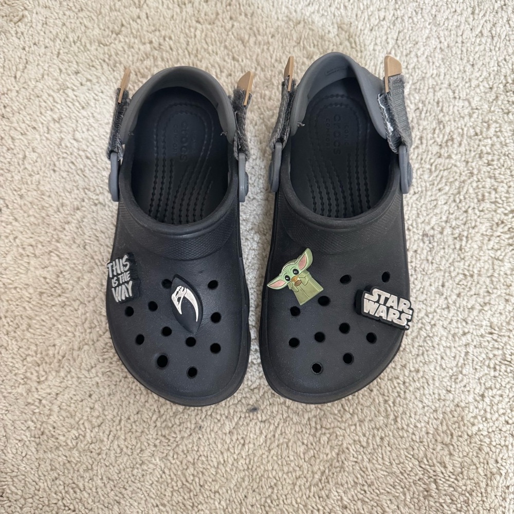 CROCS Kids Black Sandals with Fun Charms - Picture 5 of 6